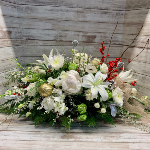 Snowflake Splendor Centerpiece