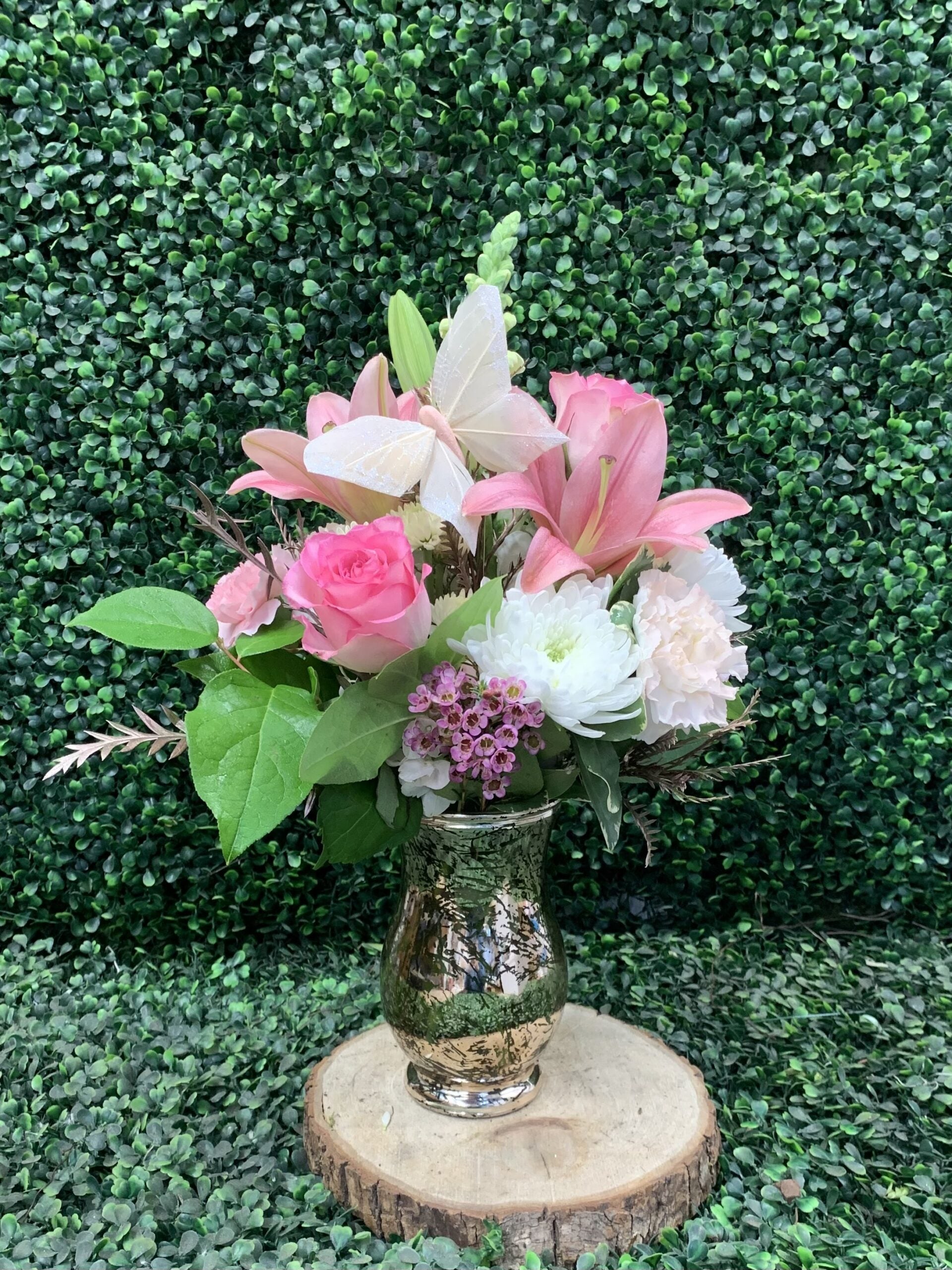 Regal Butterfly (container may vary)