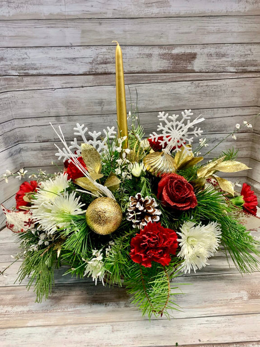 Golden Winter Radiance Centerpiece